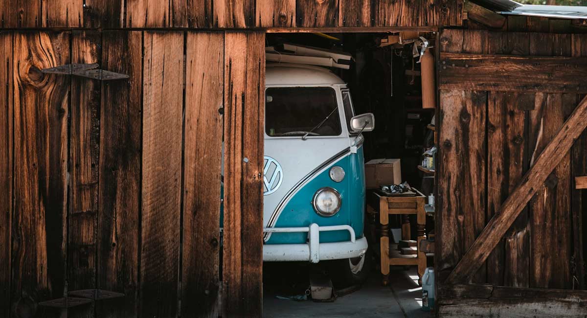 VW Split Screen in a barn