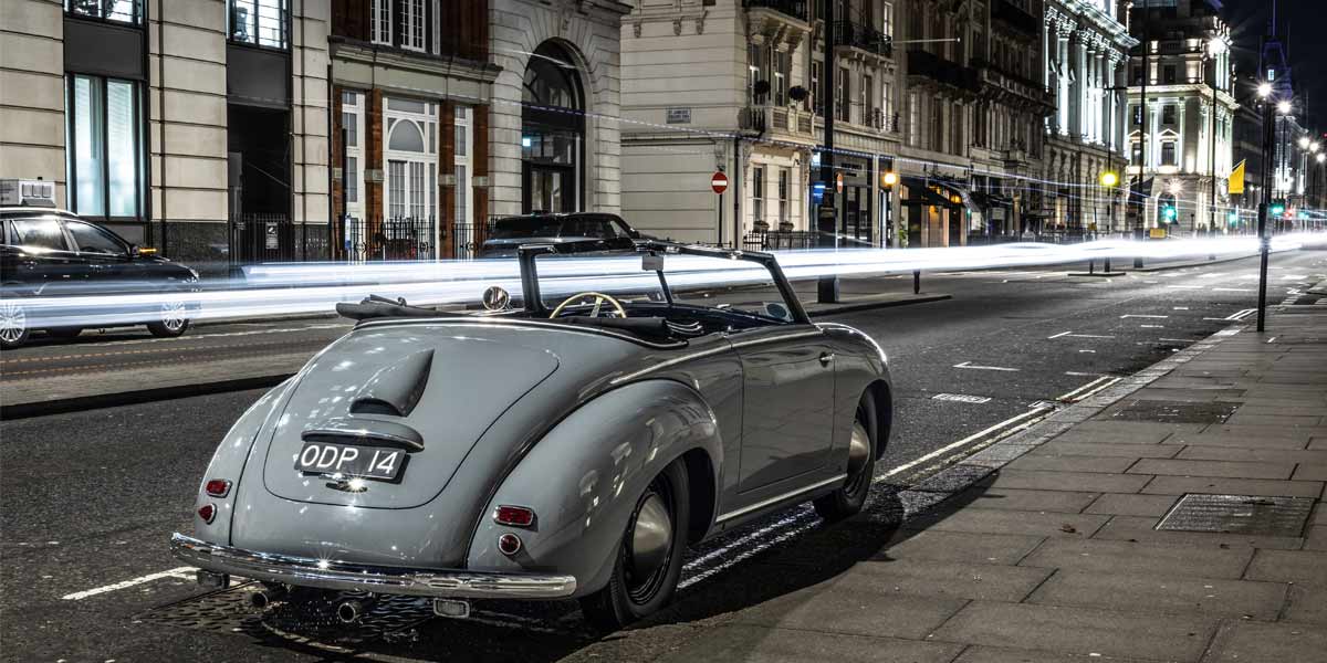 Pros-and-cons-of-driving-classic-car-every-day-2 Classic car in London