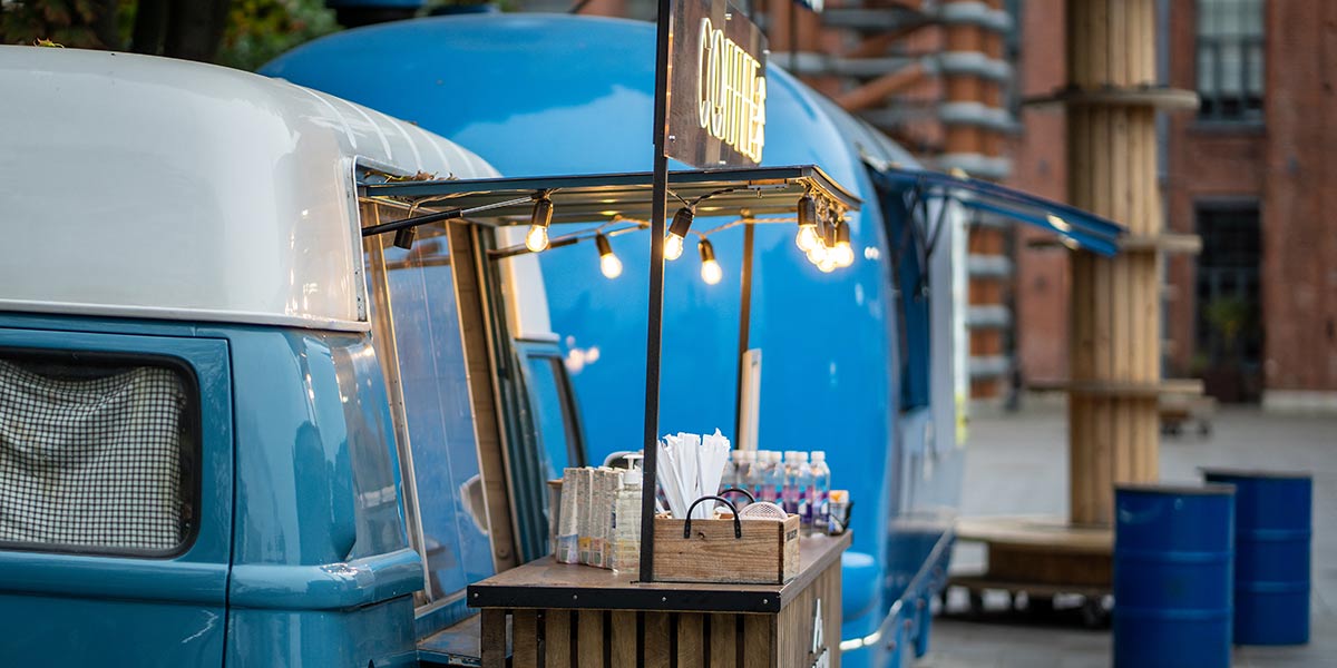 Classic-Camper-Coffee-Van VW Catering Van - Classic VW Camper Coffee Van