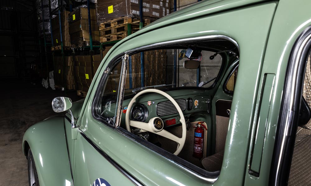 The Team - Jason Sims - 69 Cal Look Beetle - Just Kampers Insurance - Front