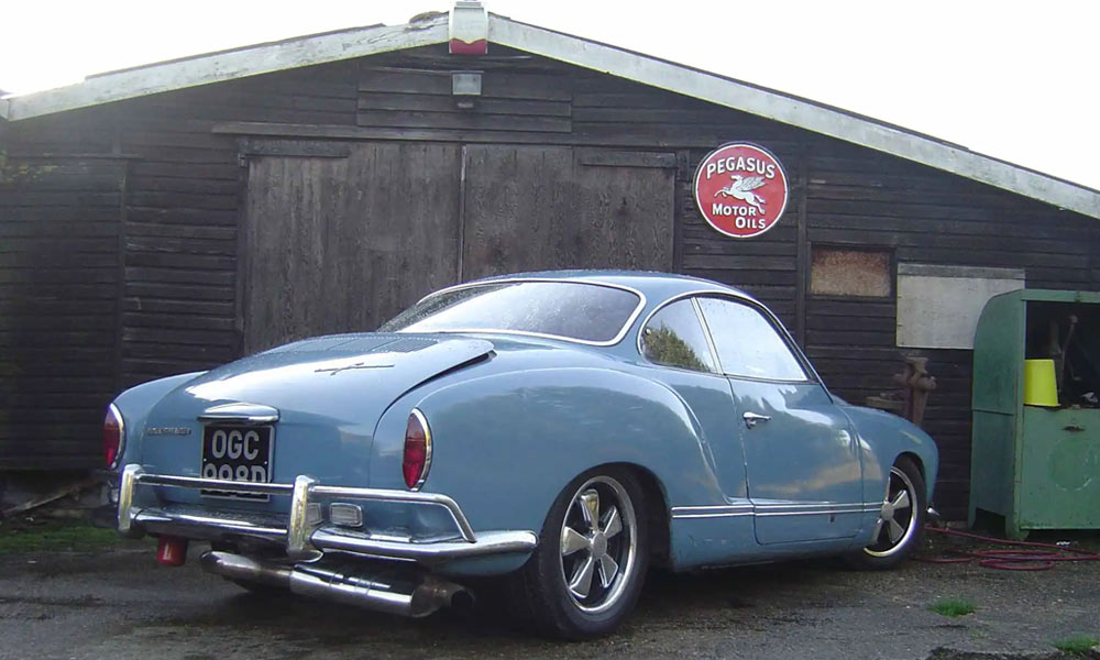 The Team - Jason Sims - 69 Cal Look Beetle - Just Kampers Insurance - Engine