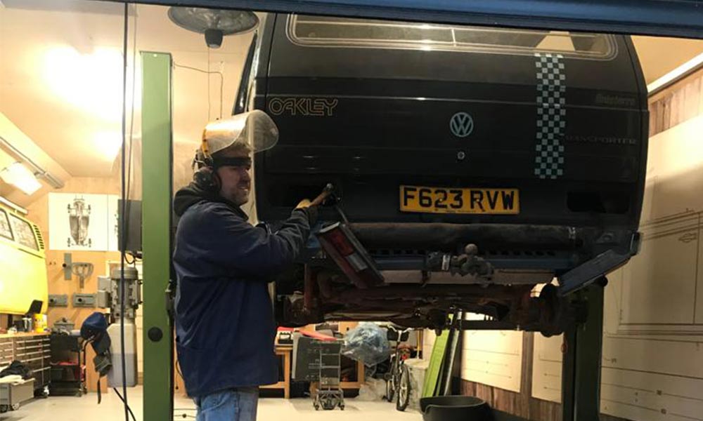 The Team - Jason Sims - 69 Cal Look Beetle - Just Kampers Insurance - Front