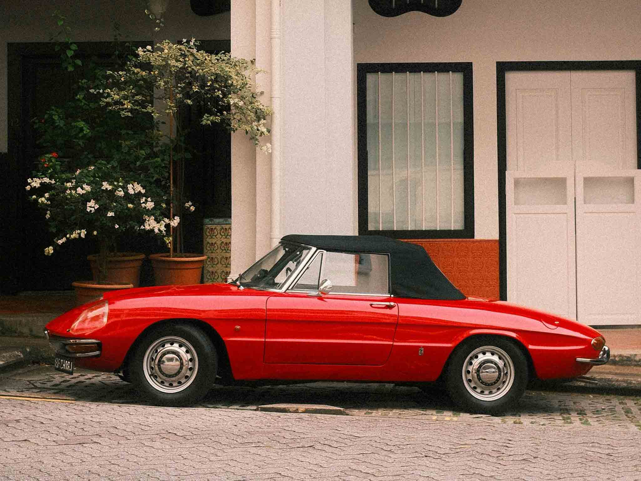 A Italian Classic Icon Alfa Romeo Spider| Specialist Classic Car Insurance From Just Kampers Insurance